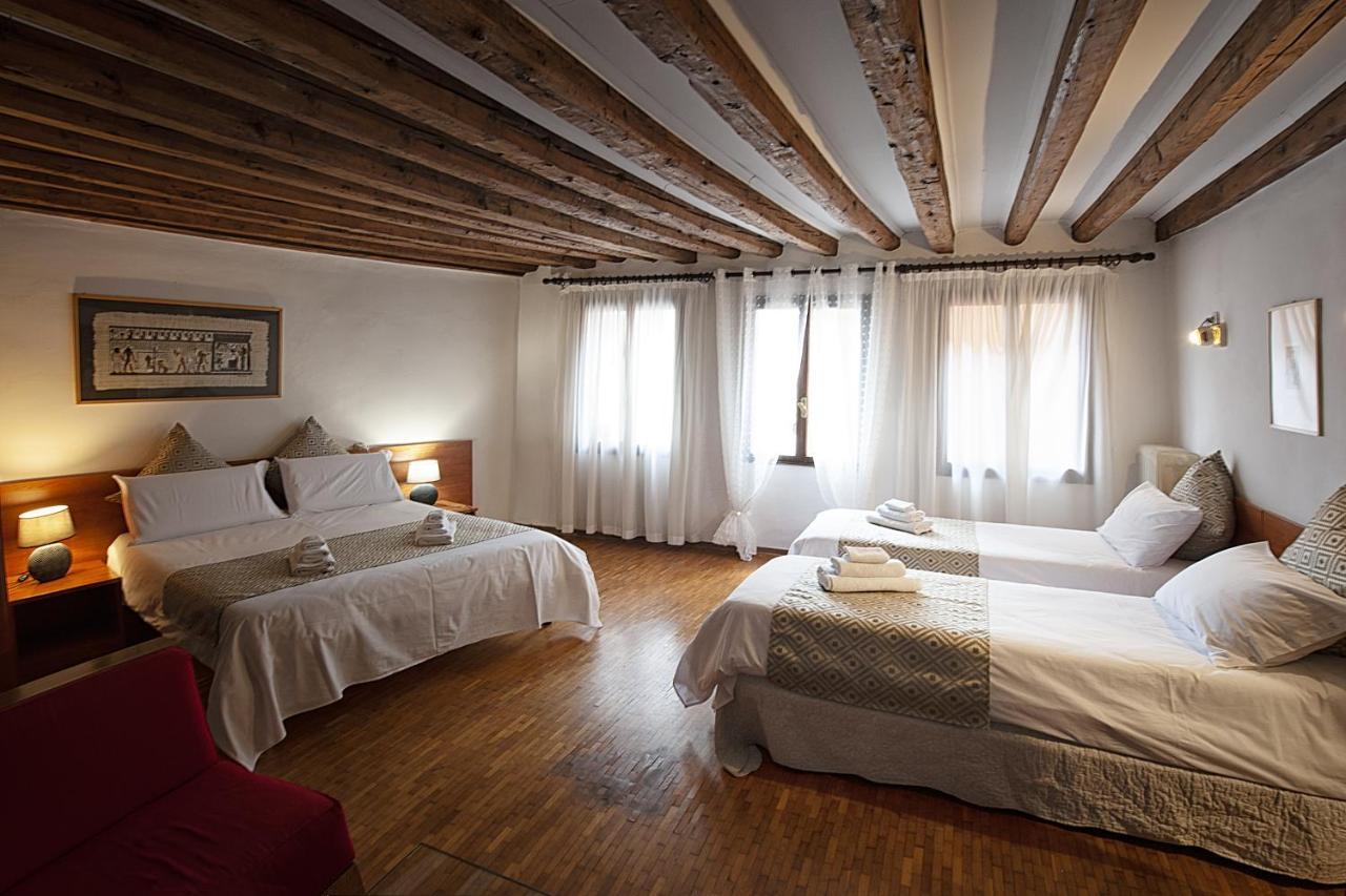 San Giacomo Venezia Room photo